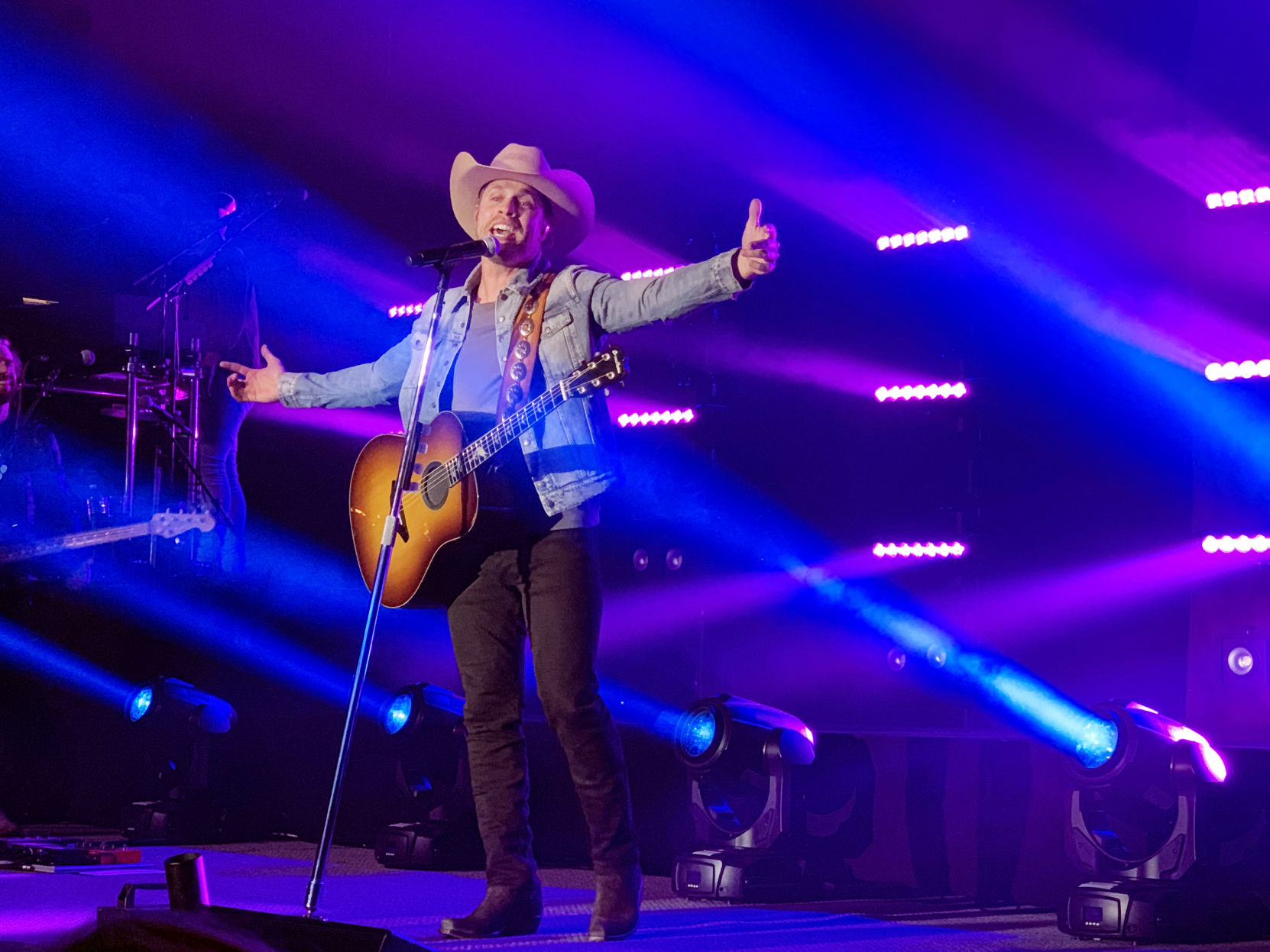 Dustin Lynch album release.jpg